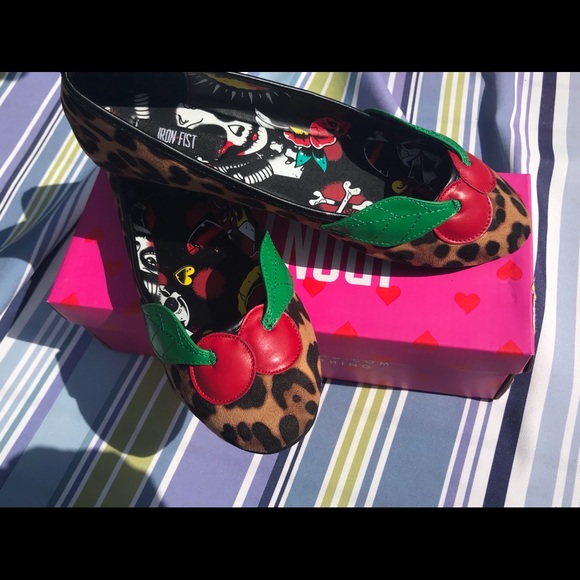 Iron Fist Shoes - Iron Fist Cherry 🍒 Flats. Size 9 US, Euro 40
